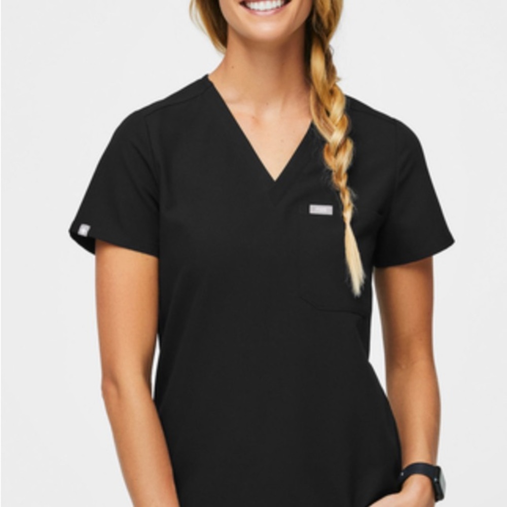 Figs XS black scrub top technical collection
